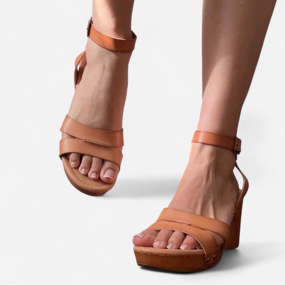 Dunes Tan Platform Block Heeled Sandals
